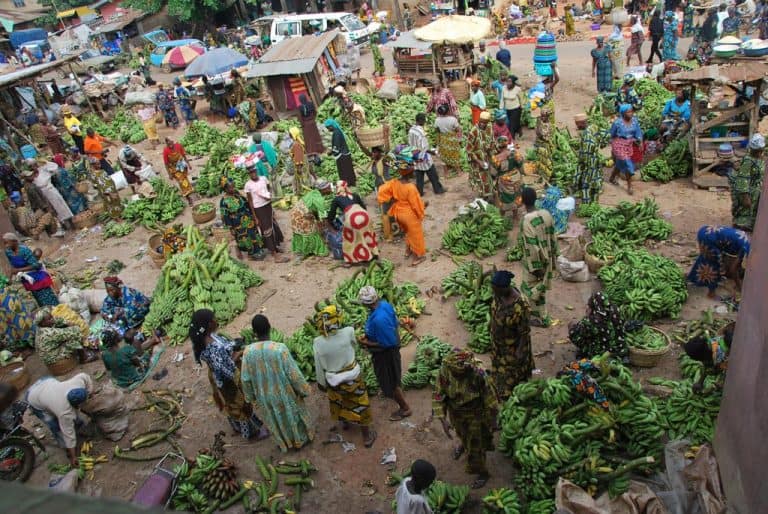 banana-market