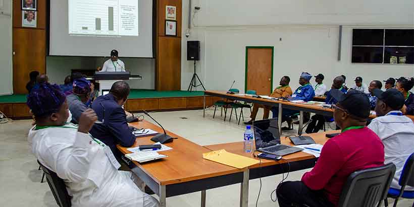 Participants-during-a-presentation-session-at-the-roadmap-workshop