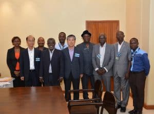 Picture of Visitors from KAFACI with IITA staff members.