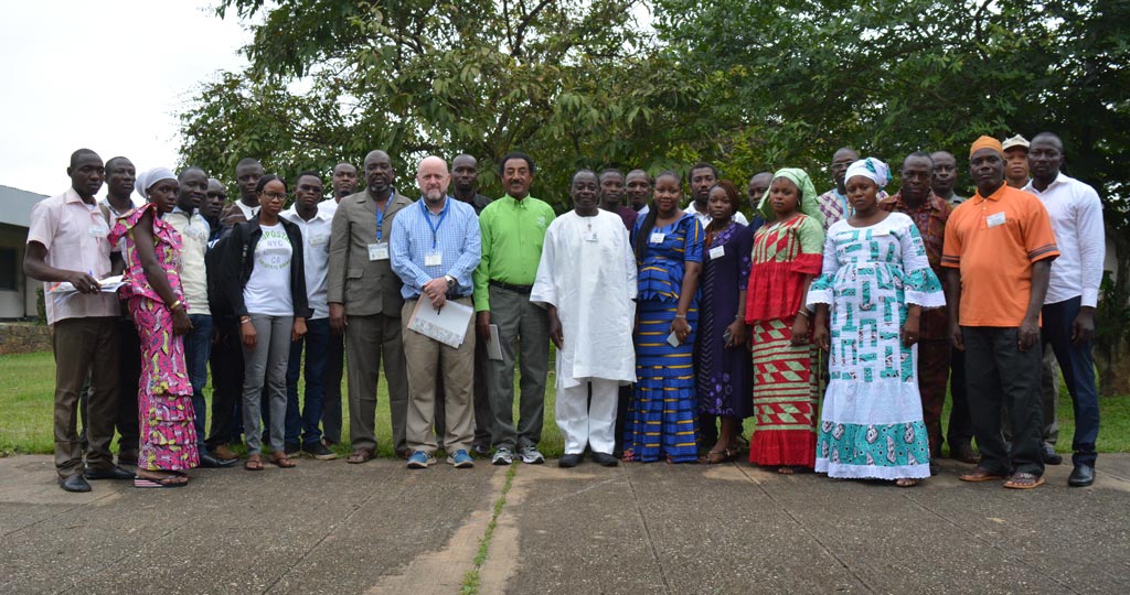 Group photogragh of STMA participants and the organizers.
