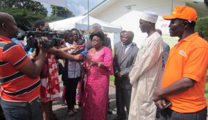 Picture of Ananga Messina, telling the press about IITA’s collaboration with the government and the Ministry of Agriculture and Rural Development.