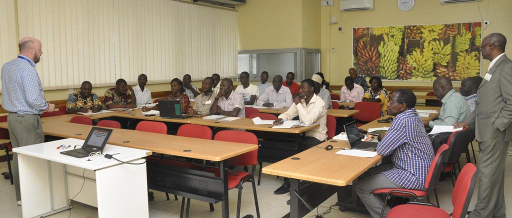 Picture of Michael Abberton addresses participants during the training course