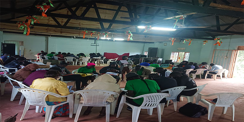 Participants in a breakout session discussing preferred commodities.