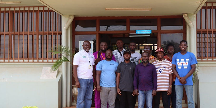 BNARI Director Dr Michael Osae and IITA BBEST Team Representative Dr Selorm Enoch Ofori with the training participants.