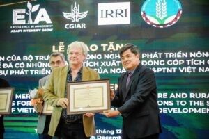 Dr Bernard Vanlauwe, Initiative Lead, CGIAR Excellence in Agronomy Initiative.