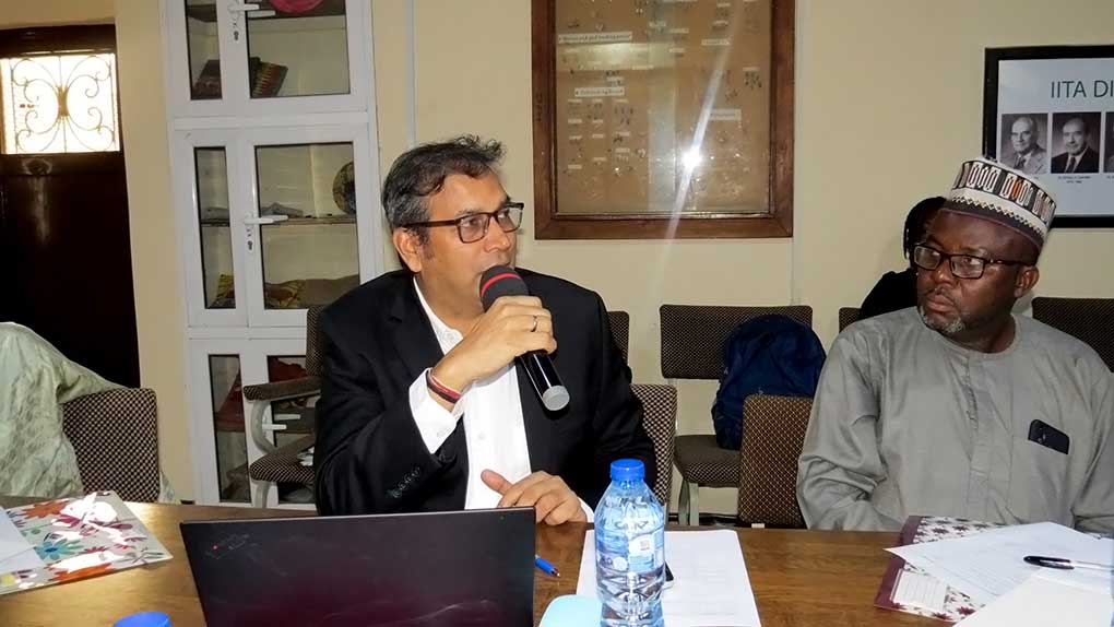 Dr S.K. Srivastava contributing to discussions during the EiA meeting.
