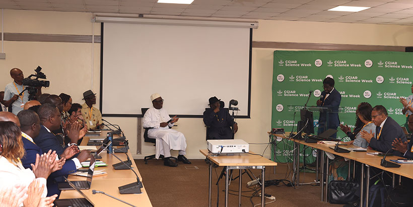 IITA Director General and CGIAR Regional Director for Africa, Dr Simeon Ehui with H.E. Dr Goodluck Ebele Jonathan, Former President of Nigeria during the interactive session at the Side Event.