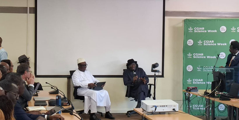 IITA Director General and CGIAR Regional Director for Continental Africa, Dr Simeon Ehui moderating the side event session with Former President Dr Goodluck Ebele Jonathan in Nairobi.