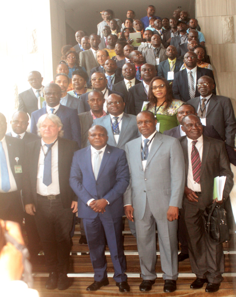Group photograph of participants at the TAAT cassava compact forum in DRC