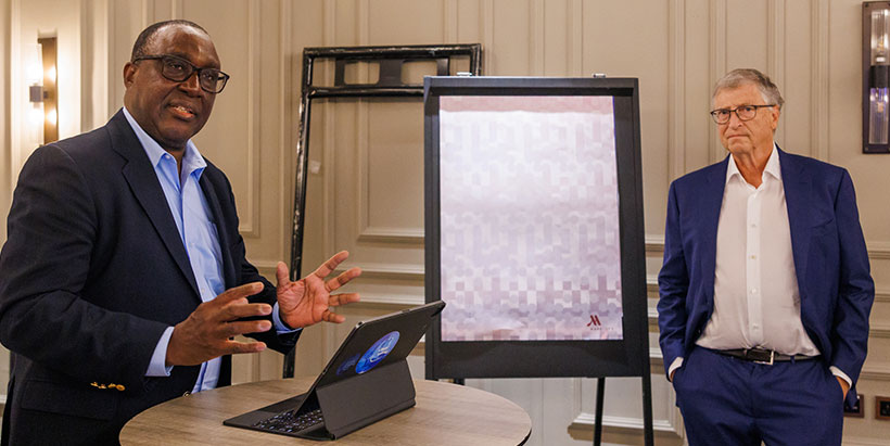 IITA DG Simeone Ehui and Bill Gates