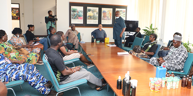 IITA representatives meeting with NIHORT team.