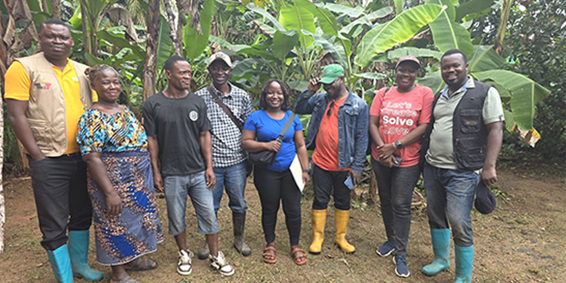 IITA team with the PDC2V delegation during the meeting.