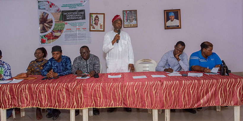 IITA's Prof. Lateef addressing Farmers at OGSTEP Inception Workshop.