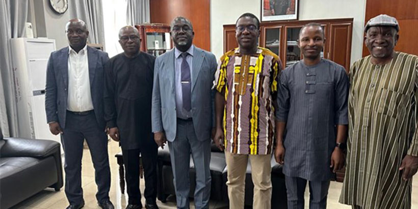 Dr Debo Akande and Minister Antoine Lekpa Gbegbeni with the IITA and AfricaRice teams.