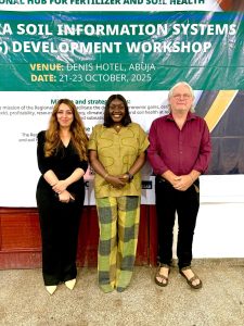 (L-R) Chrow Khushid, ISRIC representative, Sarah Sallau, IITA, and Dr Bernard Vanlauwe, IITA Deputy Director General Research for Development