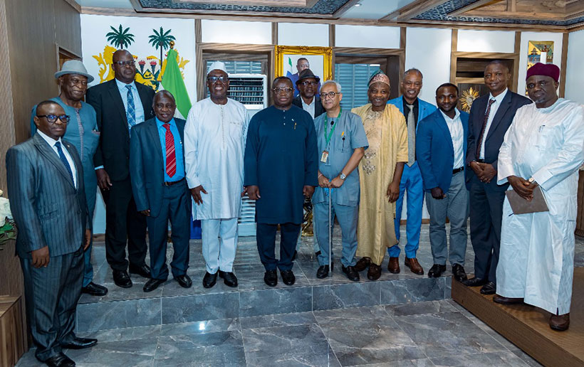IITA Director General and CGIAR Regional Director for Continental Africa Dr Simeon Ehui with Sierra Leone President Julius Maada Bio and the IITA delegation.
