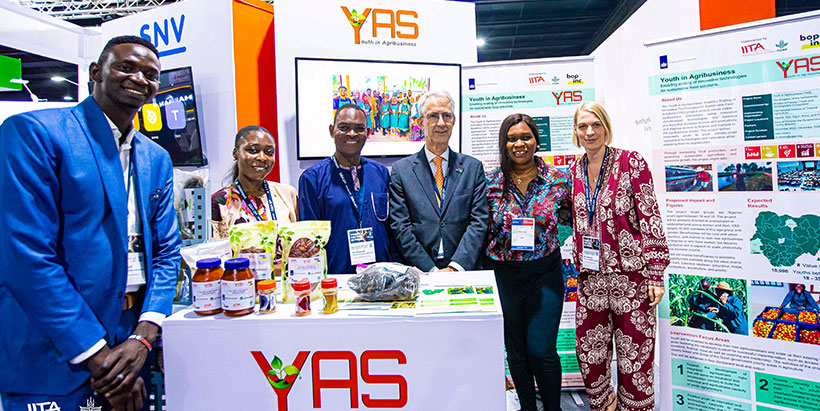 The Netherlands Ambassador flanked by the YAS team and embassy officials.