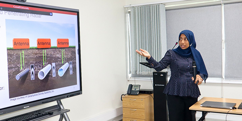 Prof. Amal El-Ghazaly explaining the importance of GPR technology to participants. (Photo: Rashid Hadi/IITA) 