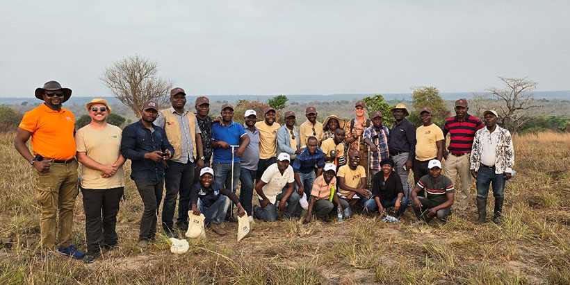 The participants in the field.