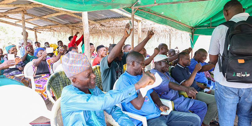 The people of Olokemeji hailing the Nigerian Breweries and IITA Forest Center for impacting their community positively during the International Day of Forests sensitization messages delivered by IITA Forest Center Field Supervisors, Olukunle Olasupo and Ademola Ajayi.