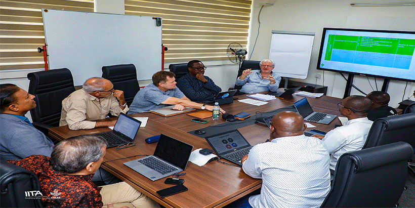 The scientists discussing purpose of the workshop. 