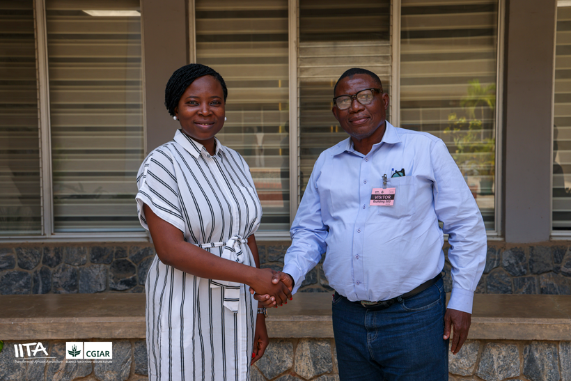 Zainatou Sore, Head of IITA Capacity Development Office, welcoming Adeoba Abdulkarim Umar, Physics Lecturer and representative of the Nigerian Army University, Biu, during his visit to IITA.