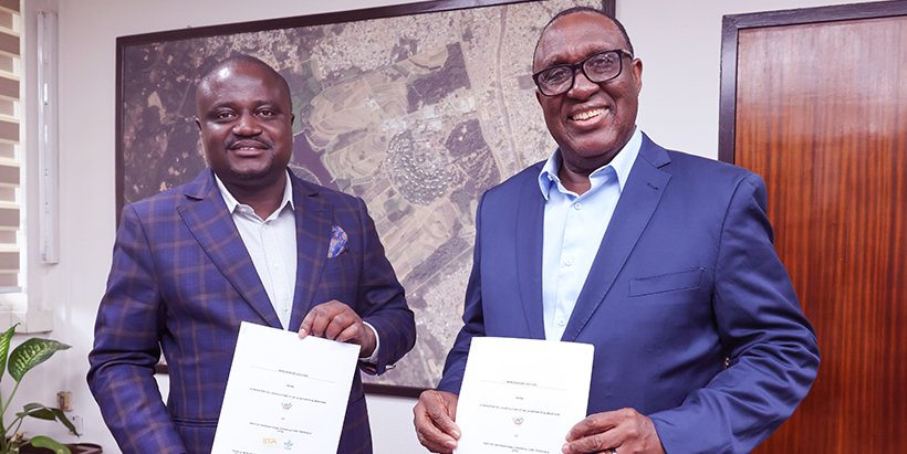 IITA Director General, Dr Simeon Ehui with H.E. Muhindo Nzagi Butondo, Minister of Agriculture of the Democratic Republic of Congo after the signing of the MoU.