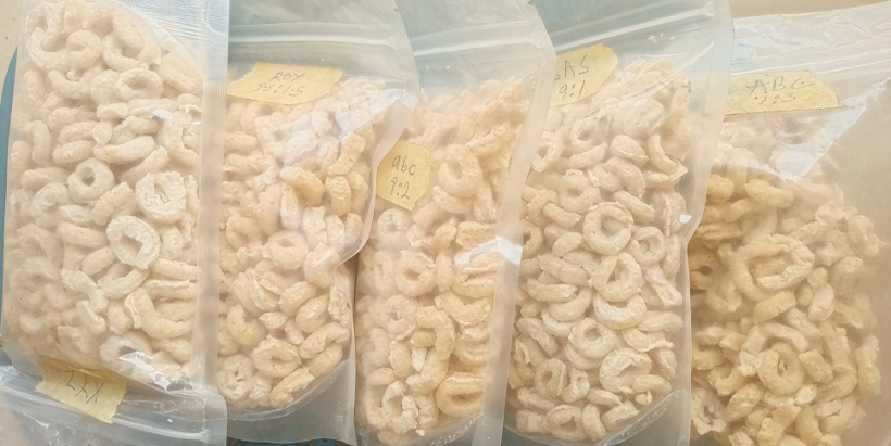 Snacks made from composite flour.
