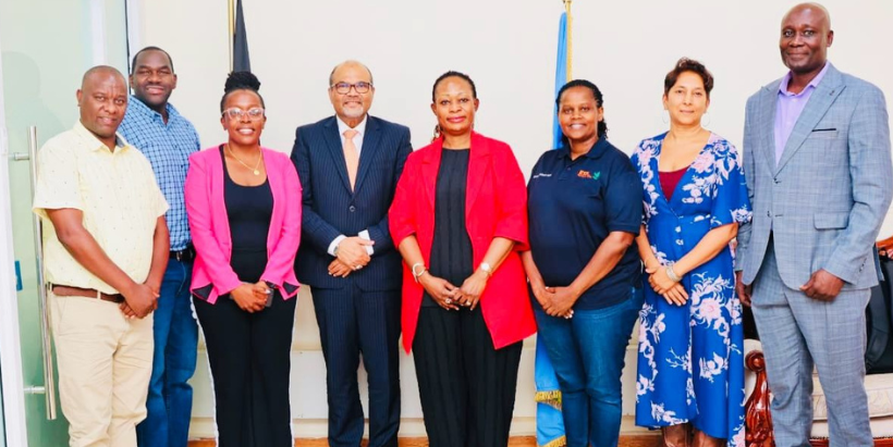 IITA delegation with Permanent Secretary, Professor Shaukat Abdulrazak.
