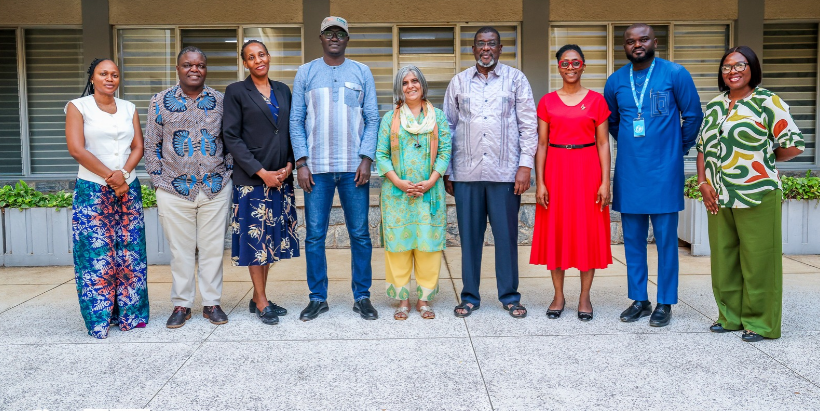 UNICEF delegates and the IITA team.